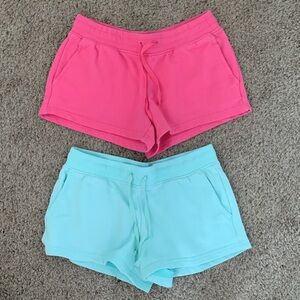Vineyard Vines shorts